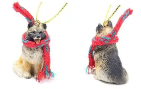DTX32 CONVERSATION CONCEPTS Keeshond Miniature Christmas